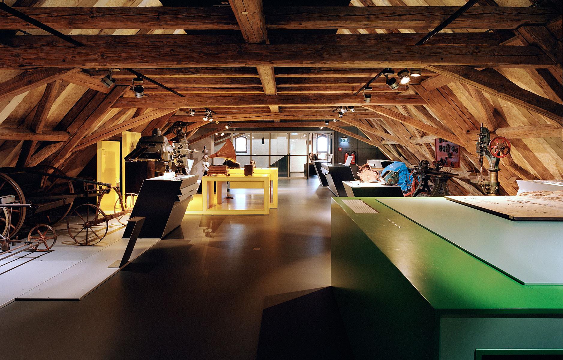 Level 1: Interior View