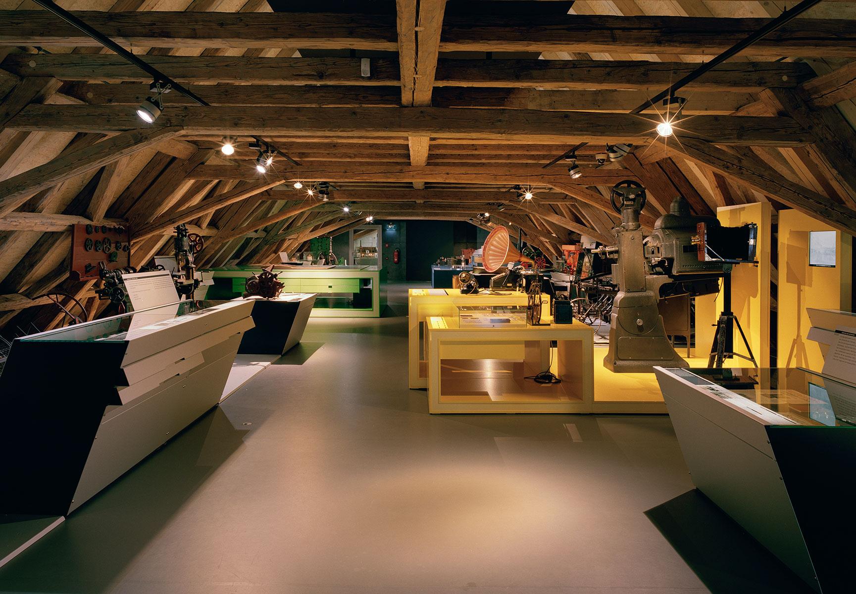 Level 1: Interior View