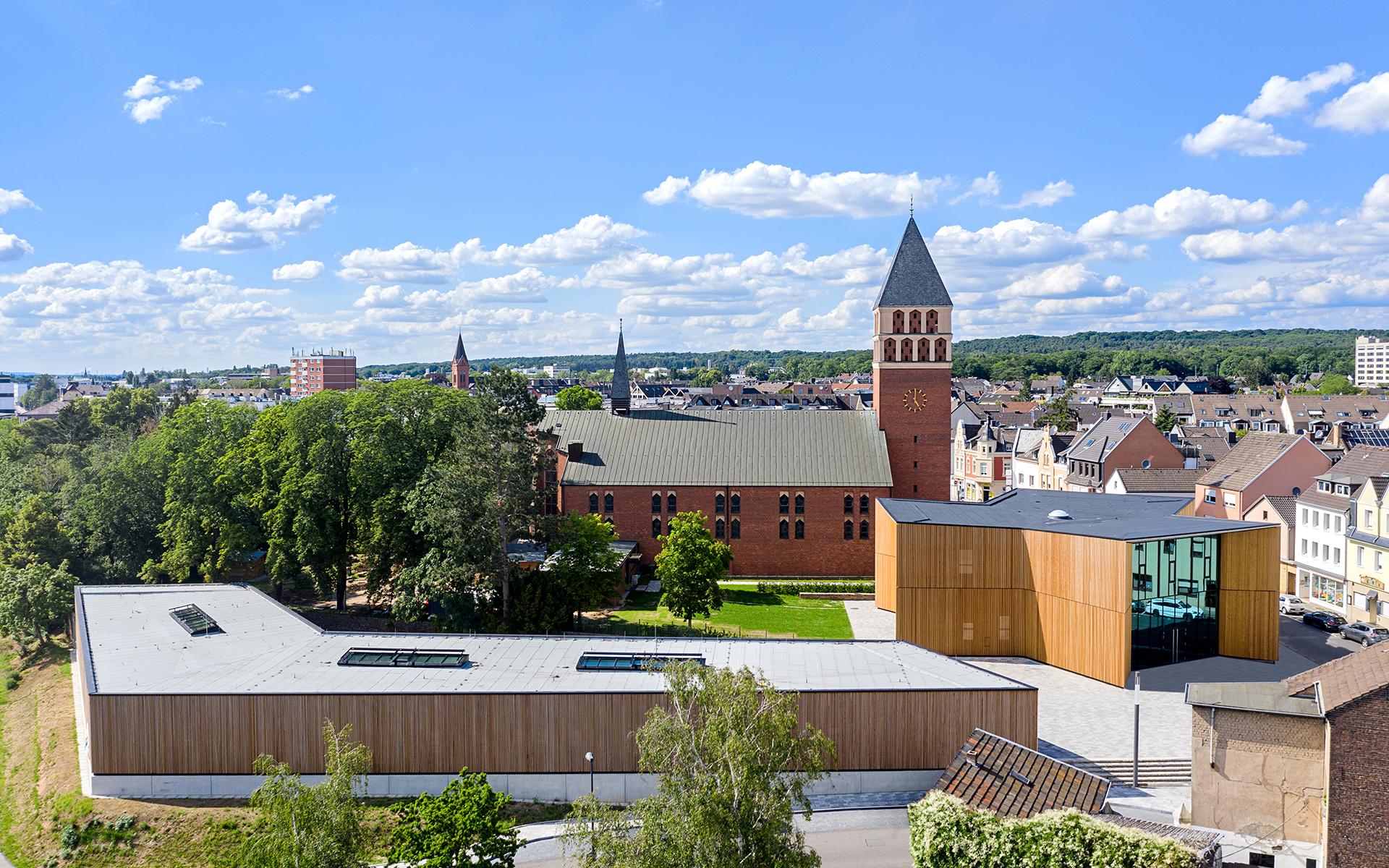Neues Bauensemble am Stadteingang zu Troisdorf