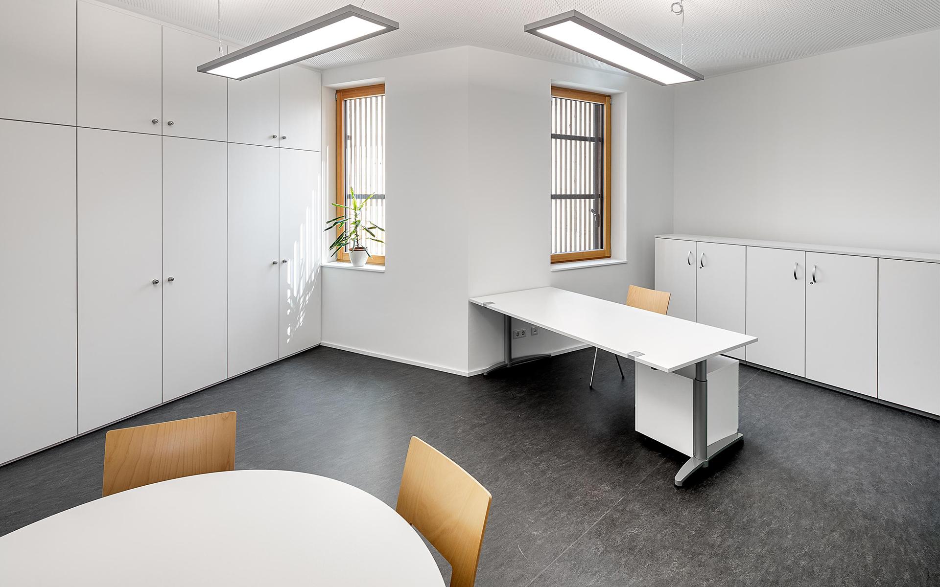 Pfarrzentrum Hippolytushaus Troisdorf. Nebenraum im Obergeschoss