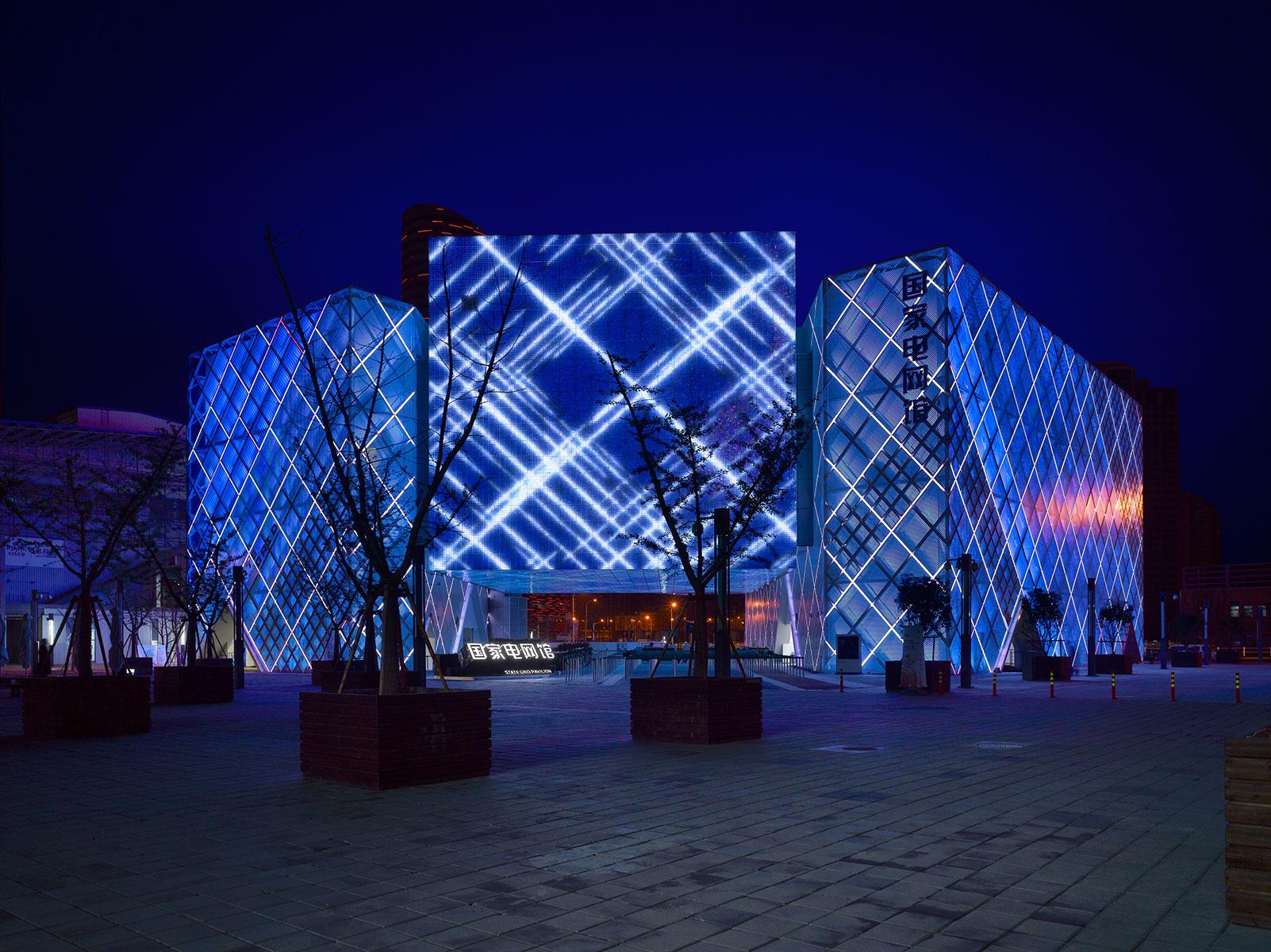 State Grid Pavillon – Außenansicht Nacht