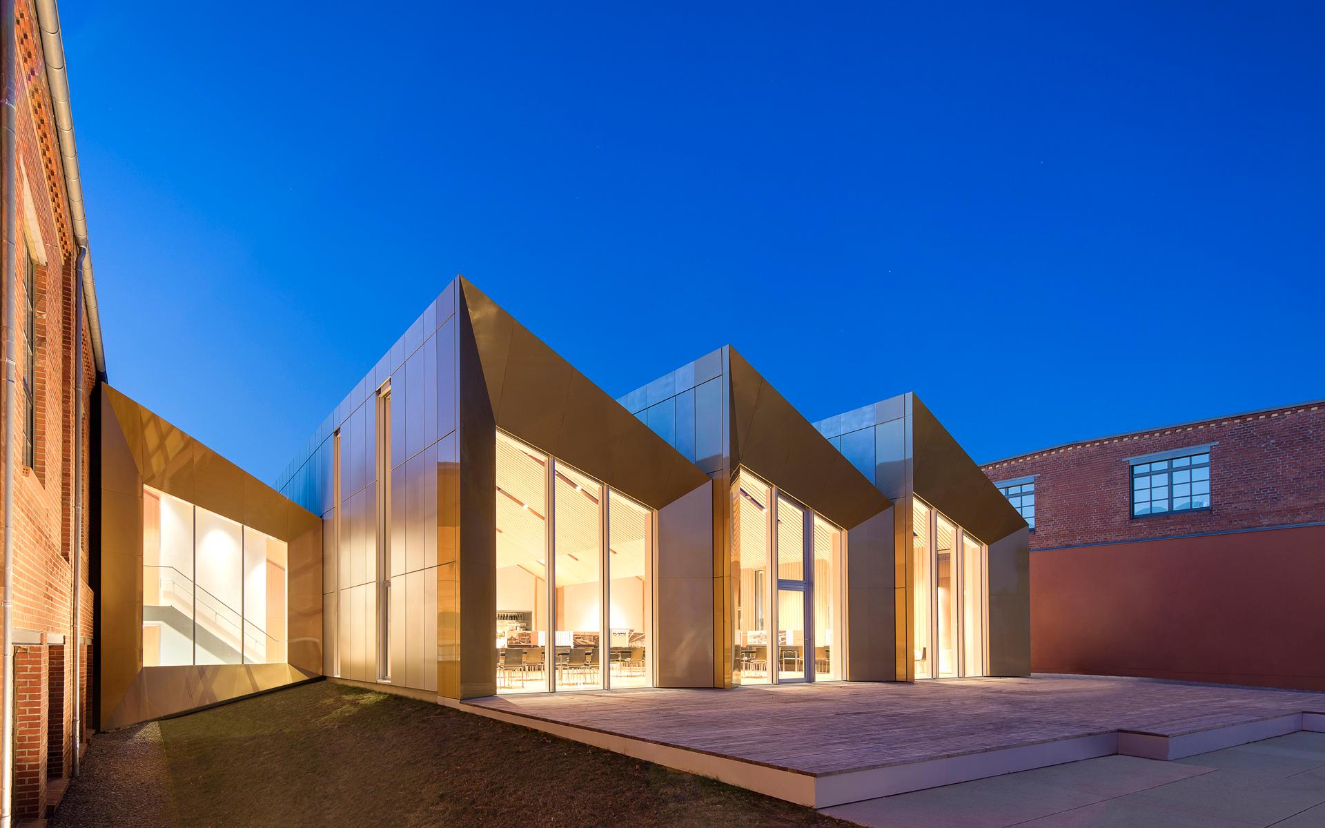 Automobil trifft Architektur
