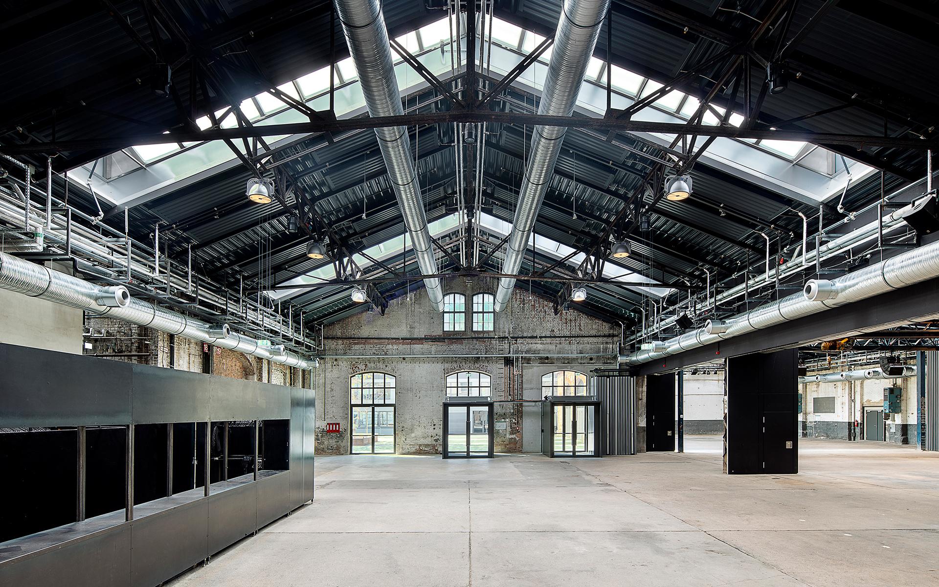 Wagenhallen Stuttgart. Eingangsbereich Kulturbetrieb